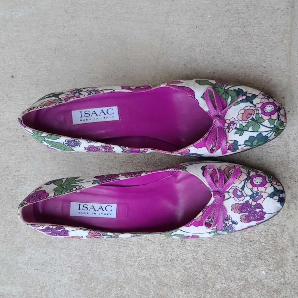 Isaac Mizrahi Leather Heels